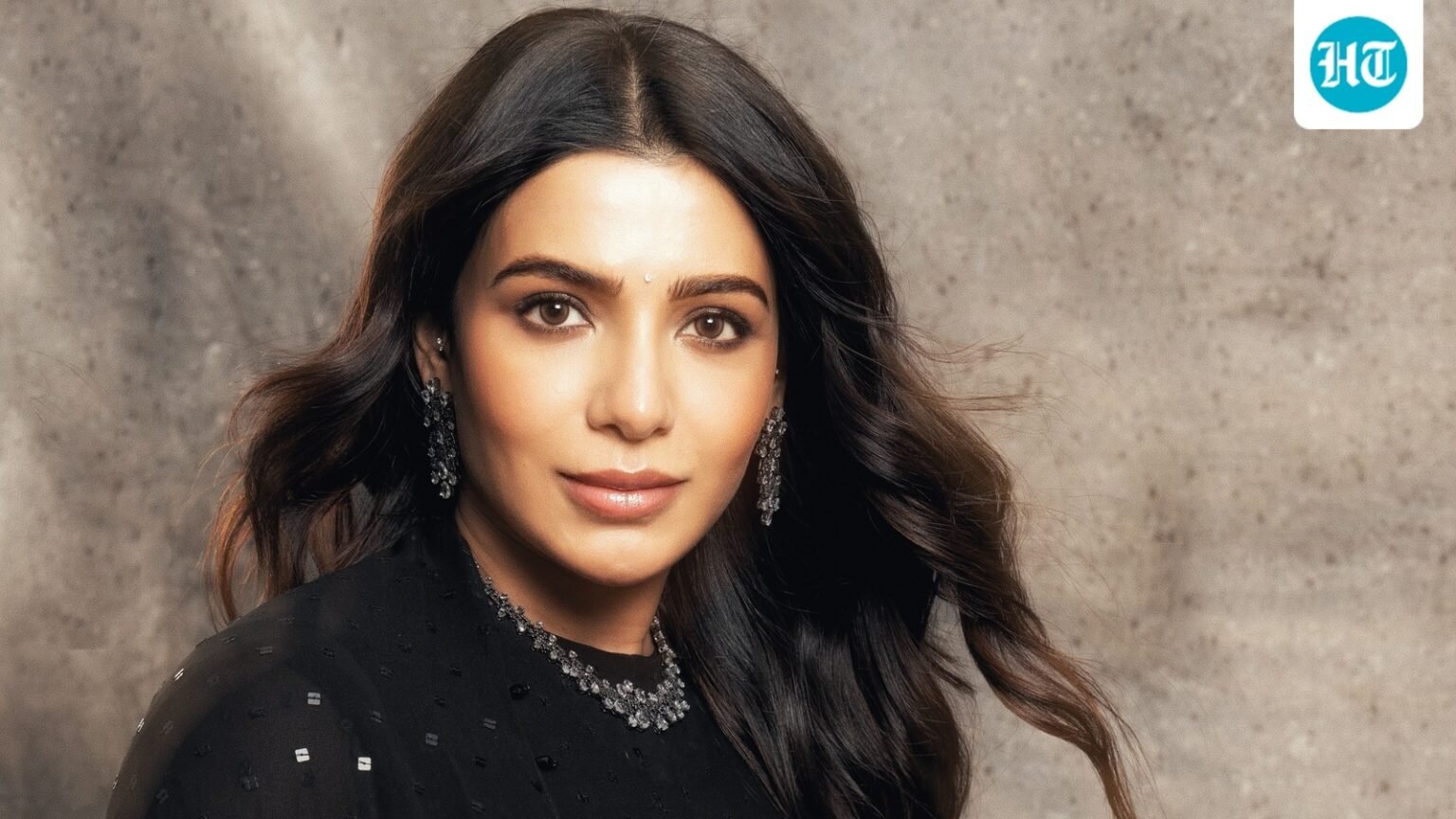 Samantha Ruth Prabhu glows in elegant black anarkali with sequins, redefines festive maternity style
